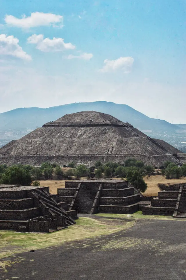 Aztec pyramids
